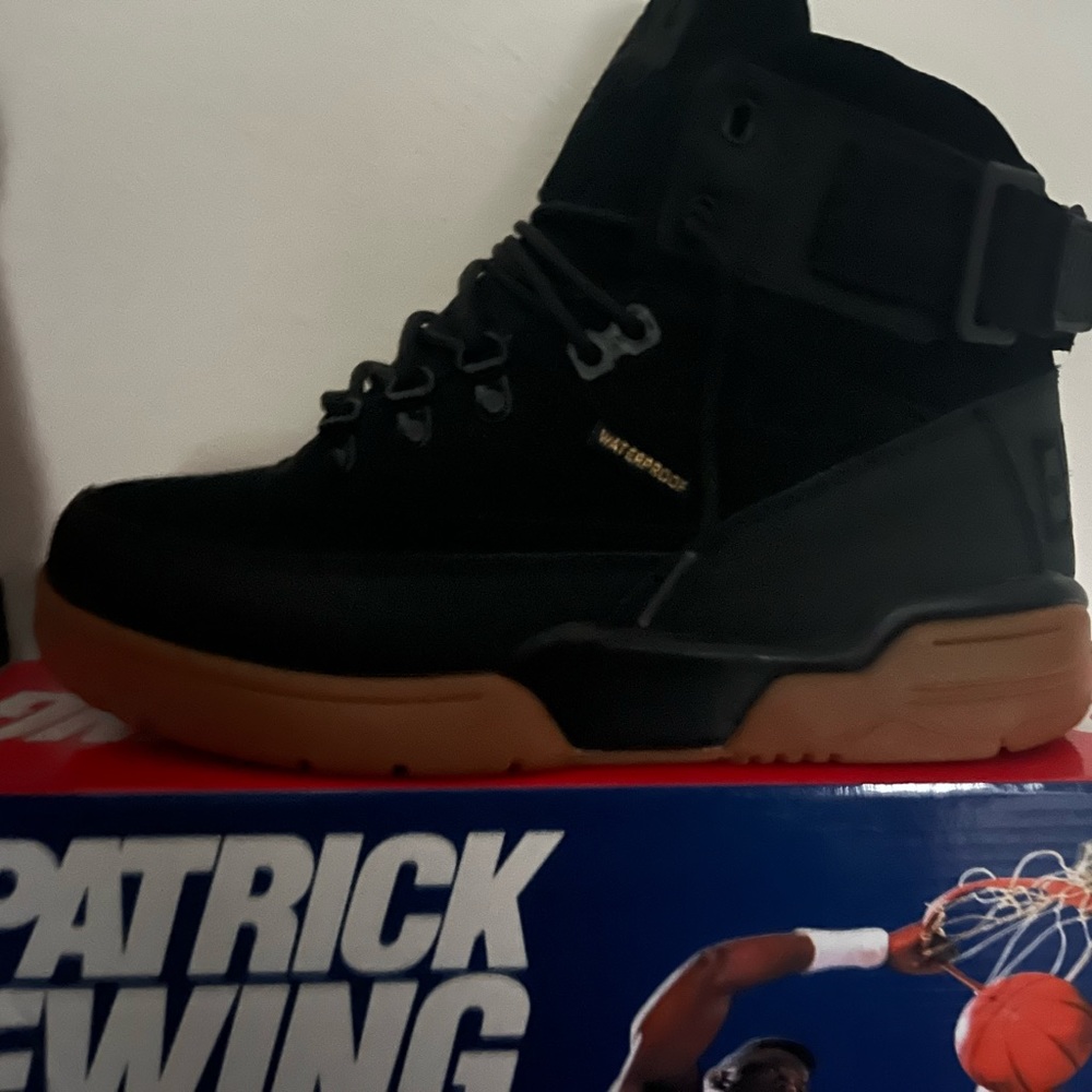Ewing size 9